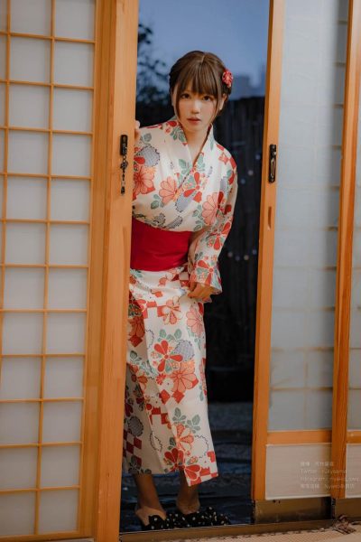 青春校园cos作品nyako喵子水手服登场