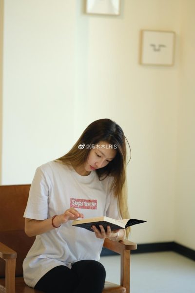 精心打造,完美展现——冯木木职业服图片大公开