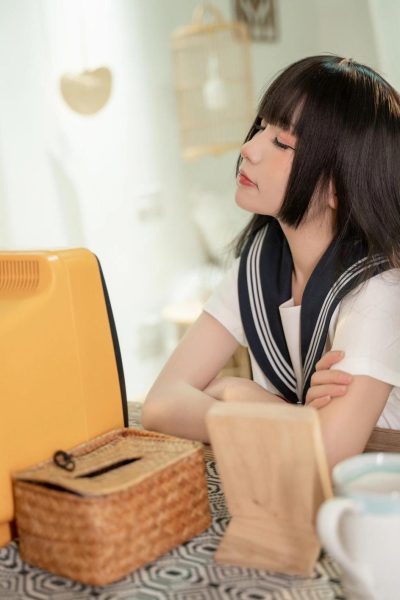 喵小吉嫦娥玉兔的抢先曝光照片:双色之约