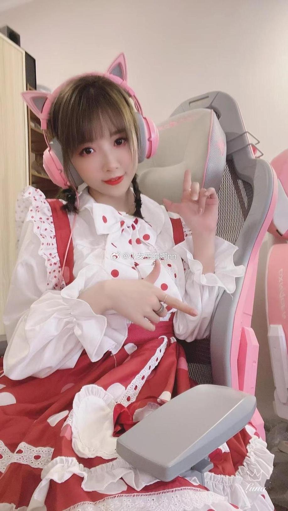 小女巫露娜 别错过这个小女巫露娜的合集图片