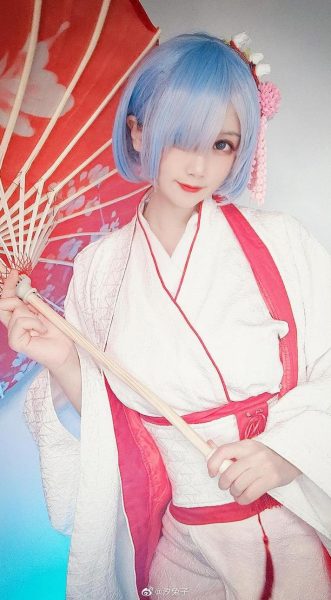 每个cos作品都是独特的,汐兔子cos图包中的每一张图片都代表着我的独特风格。