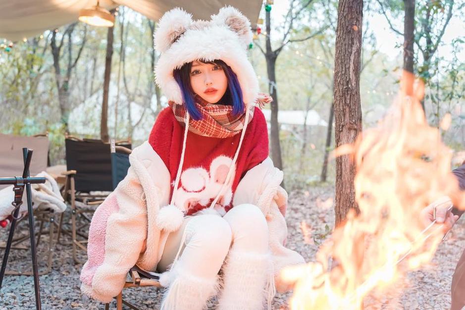 犬神洛洛子 款款必拍!犬神洛洛子光脚cos美图原图分享