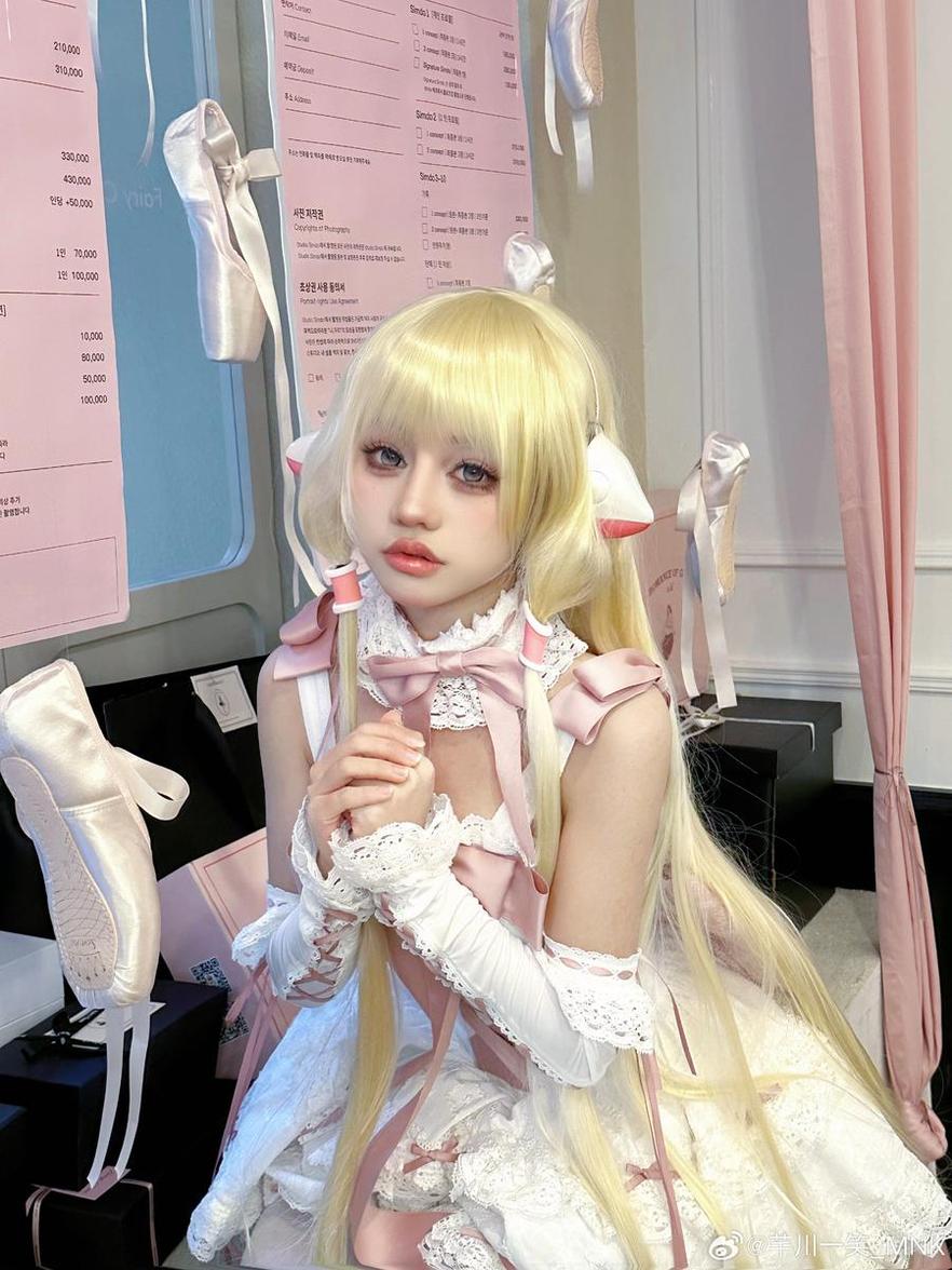 芊川一笑 芊川一笑黑笑的cos作品集