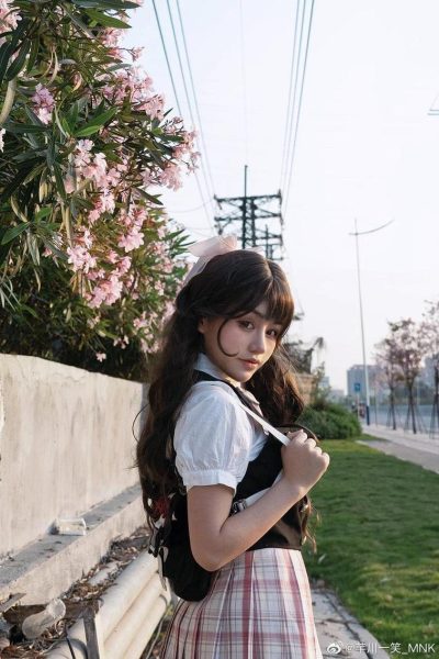 微博芊川一笑分享最喜欢的cosplay场景,让你感受二次元的惊奇