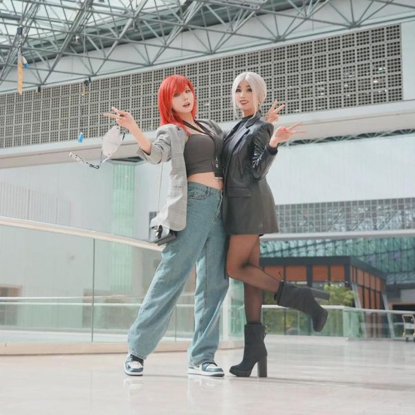 水晶球里的幻想世界:螺旋猫tomia的原创作品