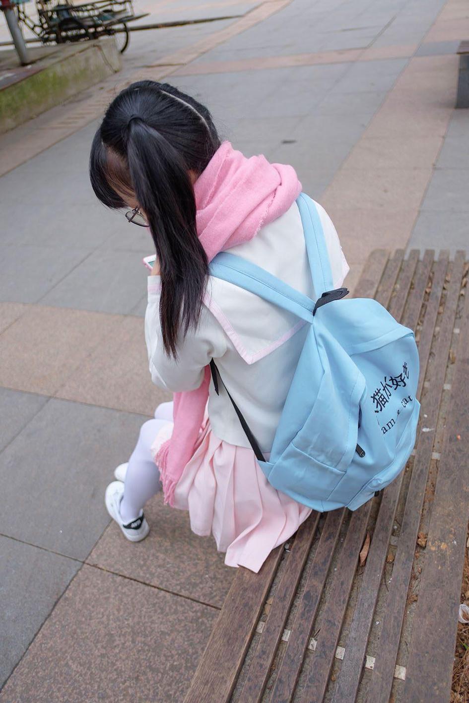 阿诺不是施瓦辛戈 必看精选!阿诺不是施瓦辛戈校服娱乐吧的照片美图大放送