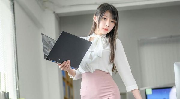 香草喵露露微博怎么没了，让我们欣赏这些超美的美图。